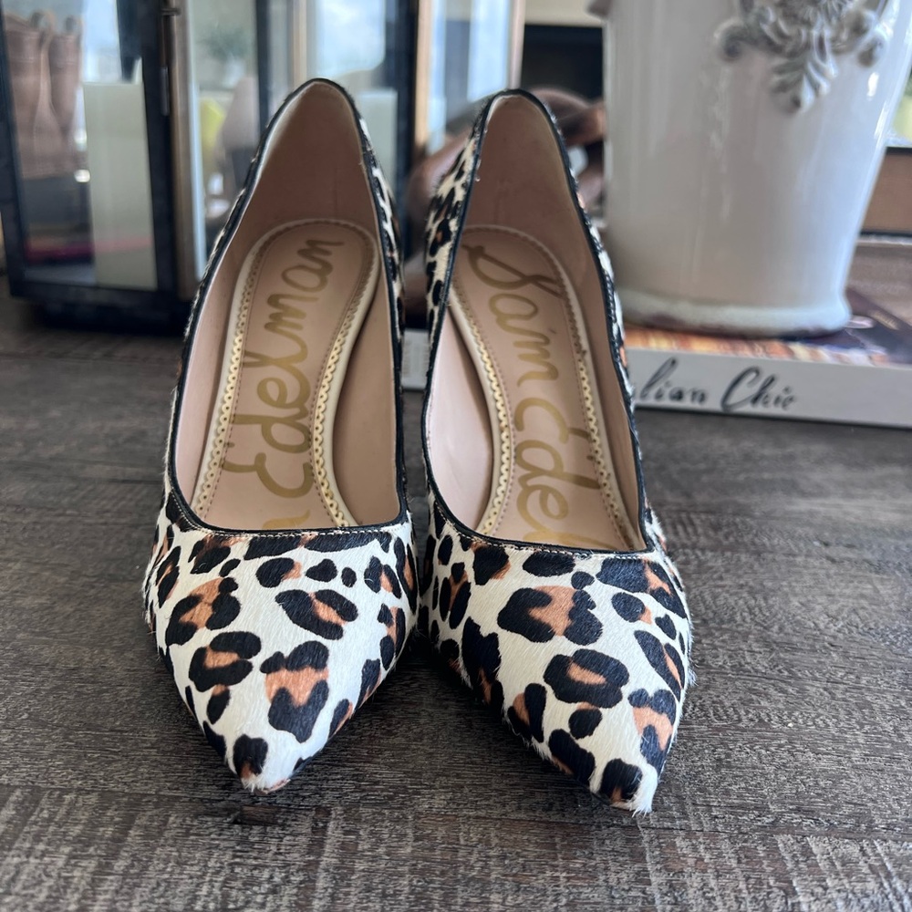 Sam Edelman Size 7 Shoe leopard Print